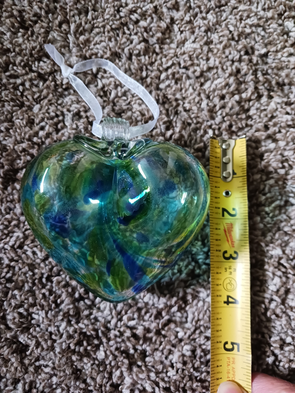 Hand-Blown Glass Heart Ornament in Blue-Green - Picture 7 of 8